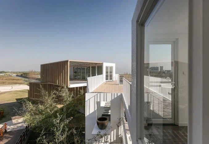 modular-houses-administration-building01216355489